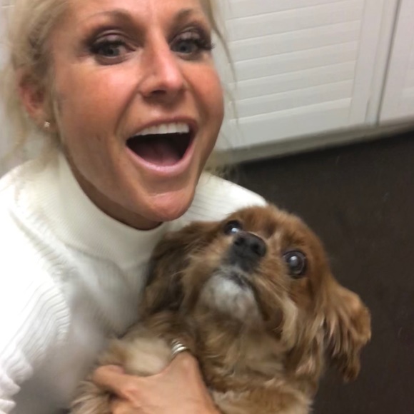 **POSH AMBASSADOR**Hi I’m Tracie! Nice to meet U! - Picture 8 of 9